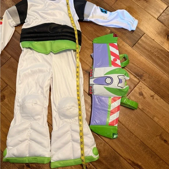 Disney Buzz Lightyear costume kids 5/6 - Picture 2 of 8